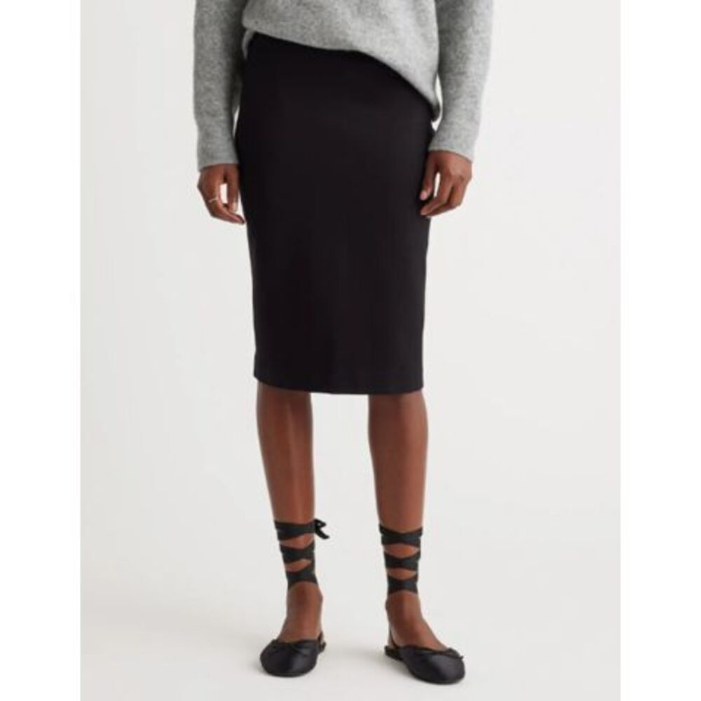 Quince Women's Ultra-Stretch Ponte Pencil Skirt Black L